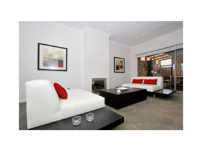 4 Emerdale Place, Craigieburn VIC 3064