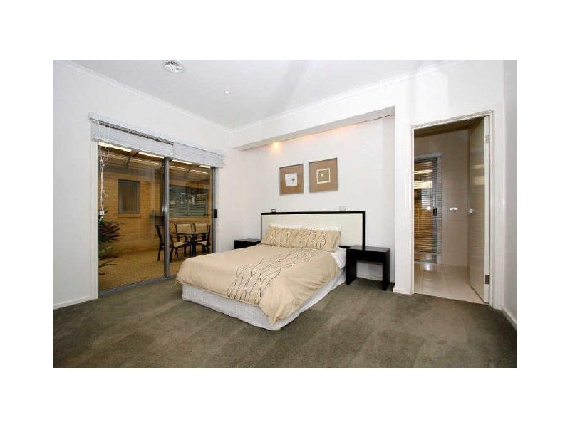 4 Emerdale Place, Craigieburn VIC 3064