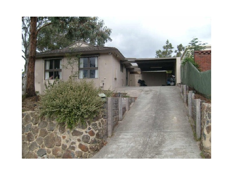 5 Binowee Avenue, Yallambie VIC 3085