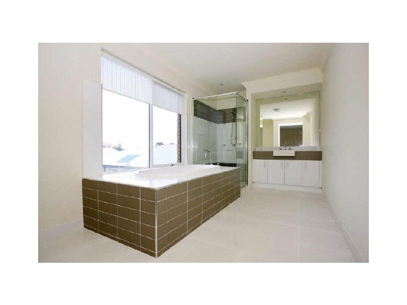 5 Emerdale Place, Craigieburn VIC 3064