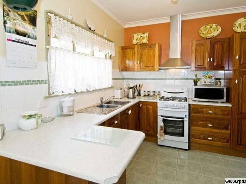 1/7 Beewar Street, Greensborough VIC 3088