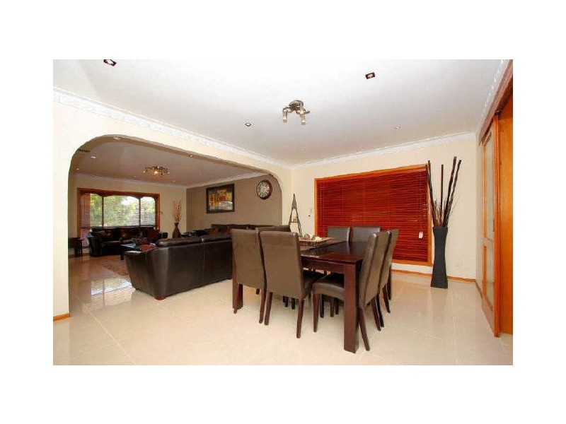 23 Padstum Avenue, Lalor VIC 3075