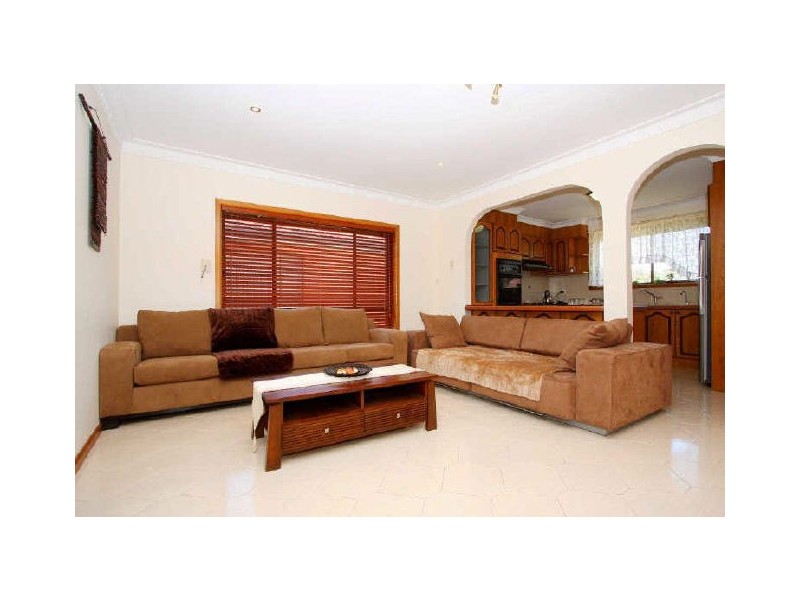 23 Padstum Avenue, Lalor VIC 3075