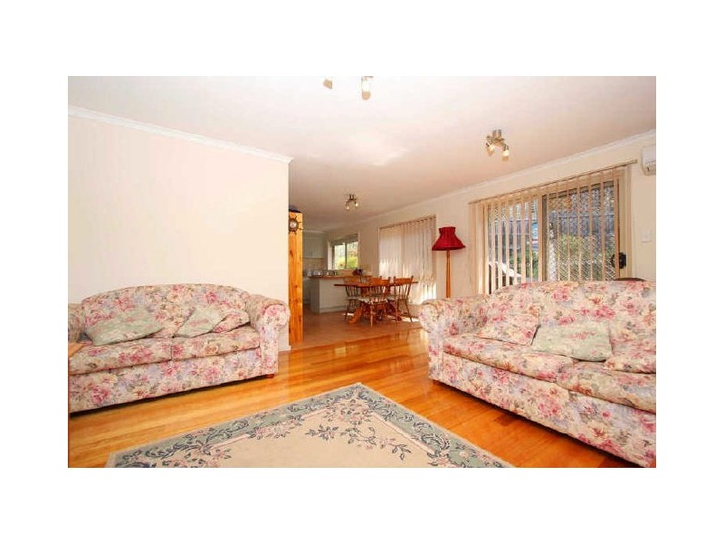 63 Parry Road, Eltham North VIC 3095