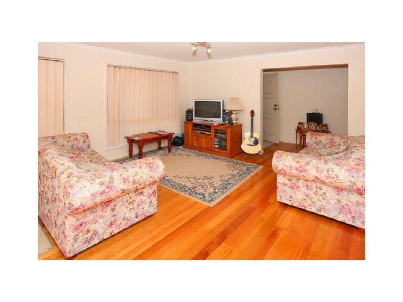 63 Parry Road, Eltham North VIC 3095