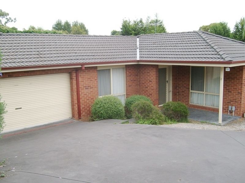 2/233 Nepean Street, Greensborough VIC 3088