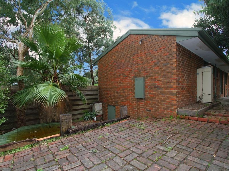 2/84 Diamond Creek Road, Greensborough VIC 3088