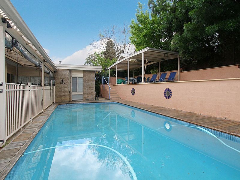 19 Booyan Crescent, Greensborough VIC 3088