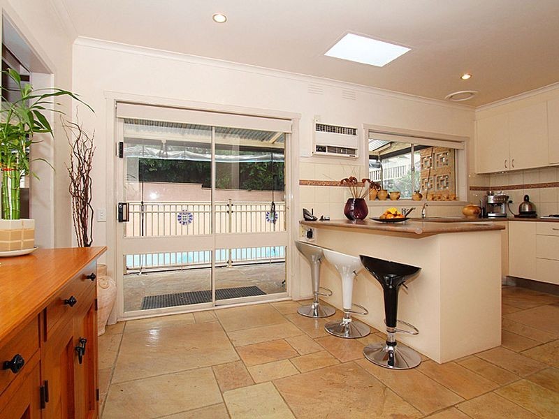 19 Booyan Crescent, Greensborough VIC 3088