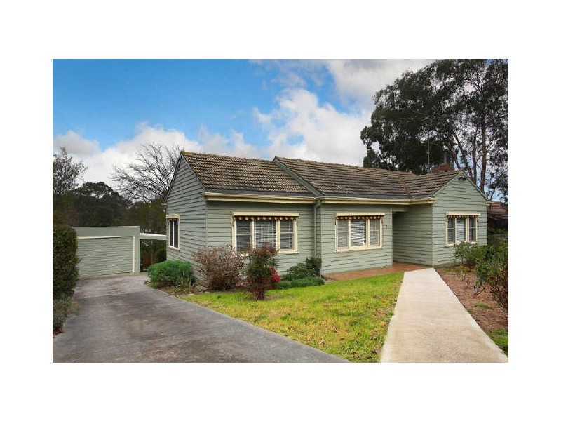 7 Beaconsfield Road, Briar Hill VIC 3088