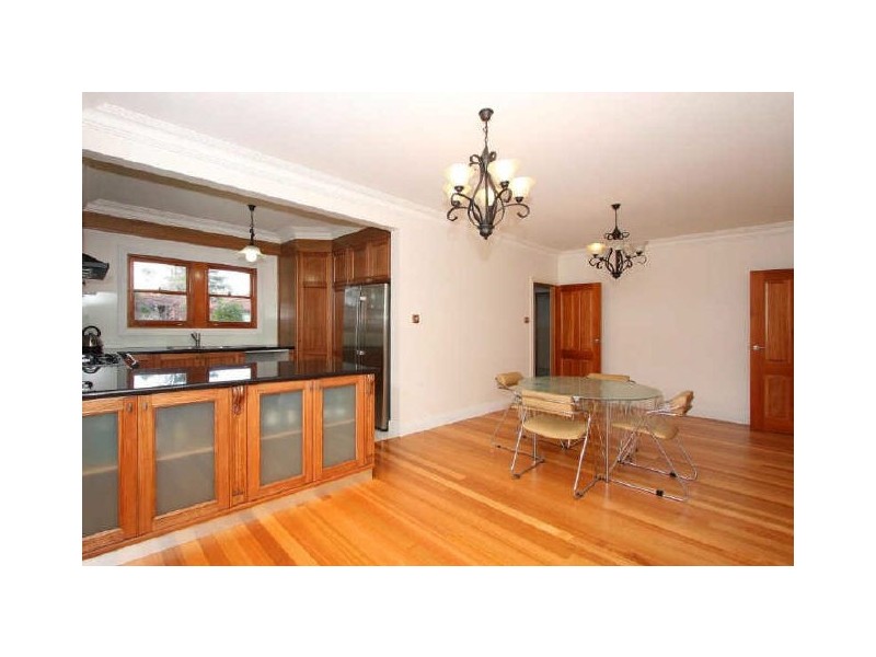 6 Hart Avenue, Greensborough VIC 3088