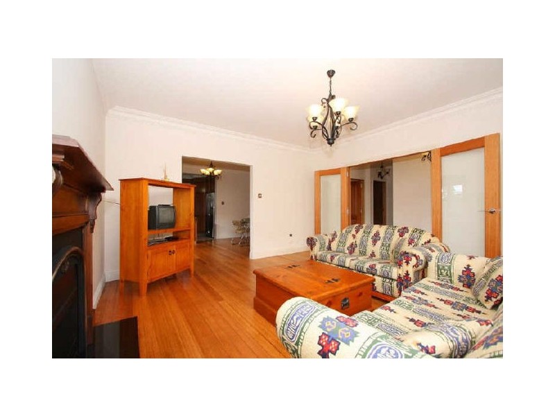 6 Hart Avenue, Greensborough VIC 3088