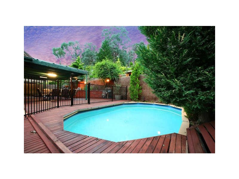 22 Lanvos Drive, Diamond Creek VIC 3089