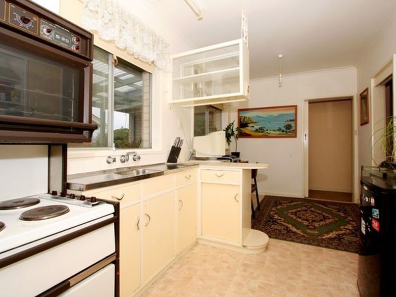 18 Tennyson Street, Watsonia VIC 3087