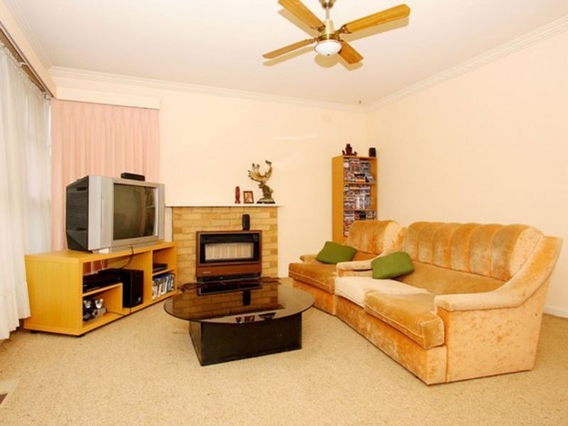 18 Tennyson Street, Watsonia VIC 3087