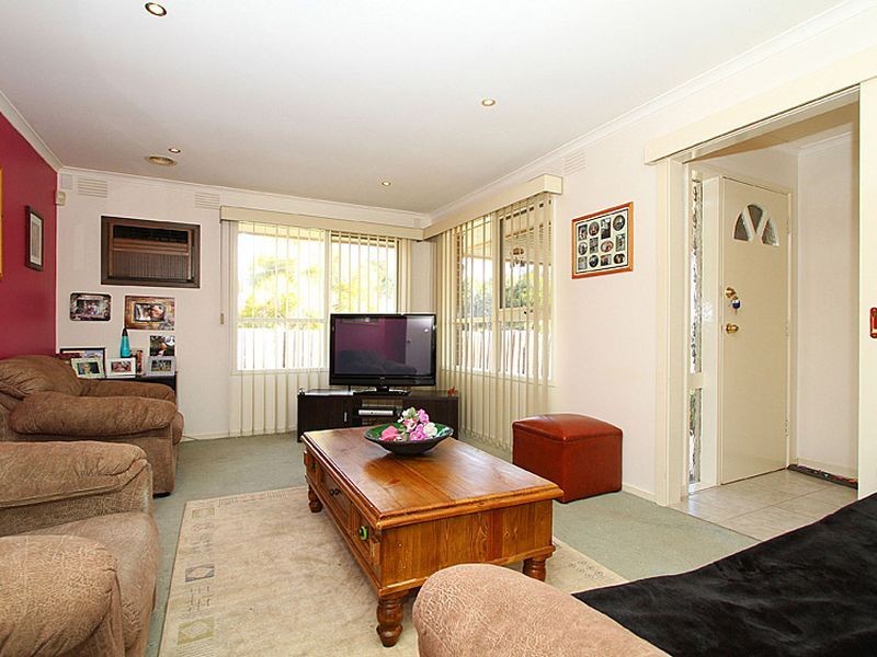 6 Gillespie Place, Epping VIC 3076