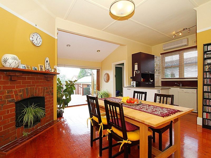 156 Grimshaw Street, Greensborough VIC 3088