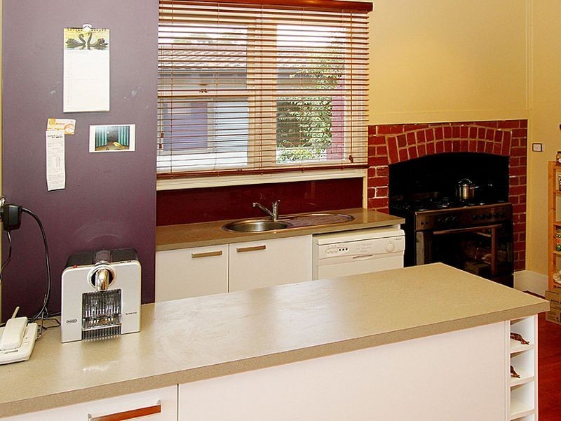 156 Grimshaw Street, Greensborough VIC 3088