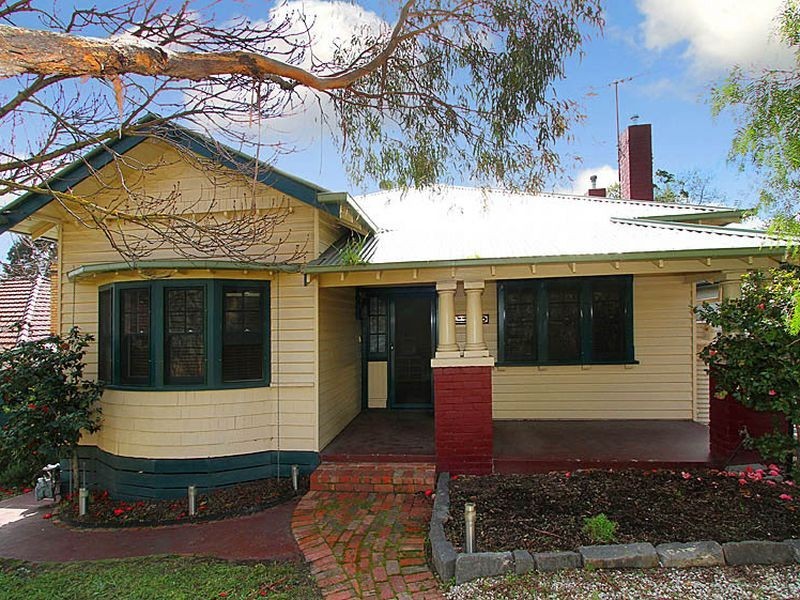 156 Grimshaw Street, Greensborough VIC 3088