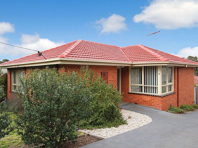 1/87 Nell Street, Greensborough VIC 3088