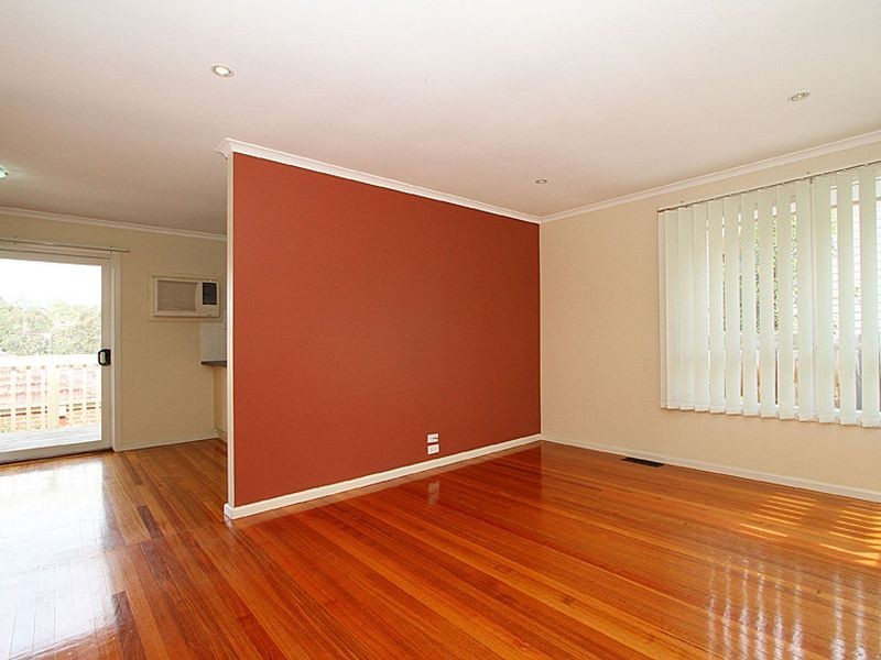 1/87 Nell Street, Greensborough VIC 3088