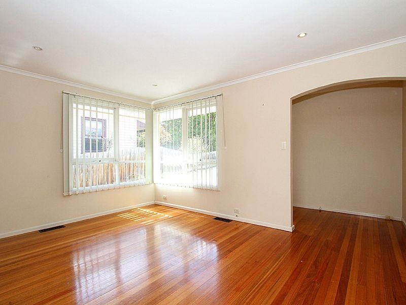 1/87 Nell Street, Greensborough VIC 3088