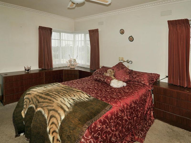 110-112 Nell Street, Greensborough VIC 3088