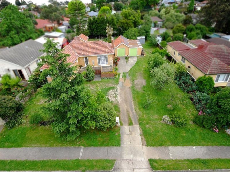 110-112 Nell Street, Greensborough VIC 3088