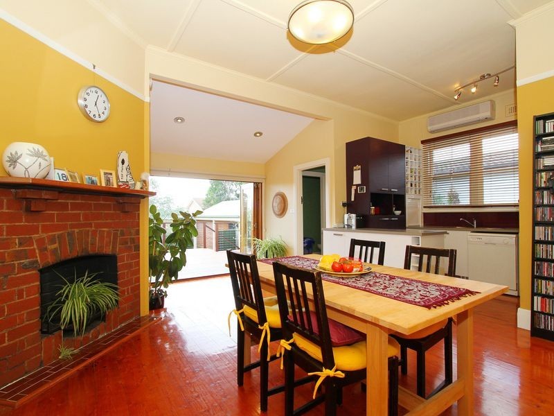 156 Grimshaw Street, Greensborough VIC 3088