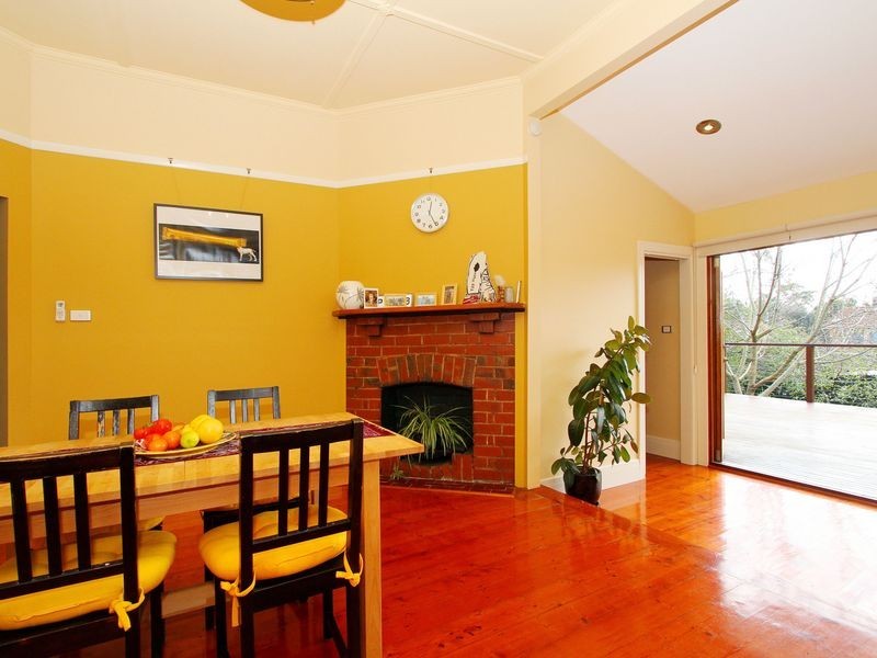 156 Grimshaw Street, Greensborough VIC 3088