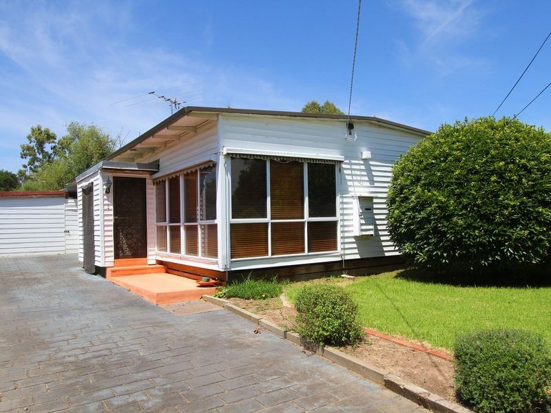 48 Ibbottson Street, Watsonia VIC 3087