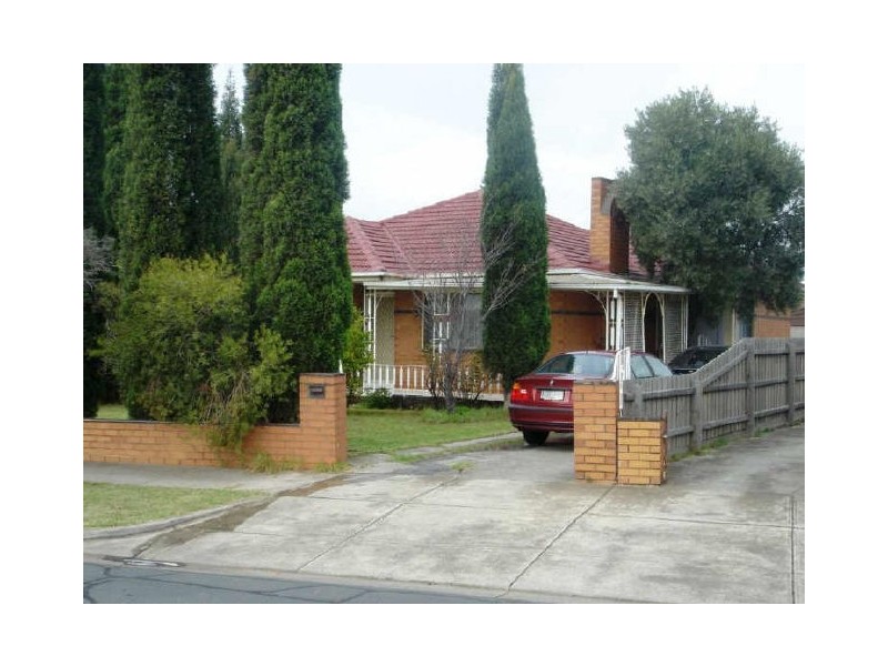 275 Mahoneys Road, Reservoir VIC 3073