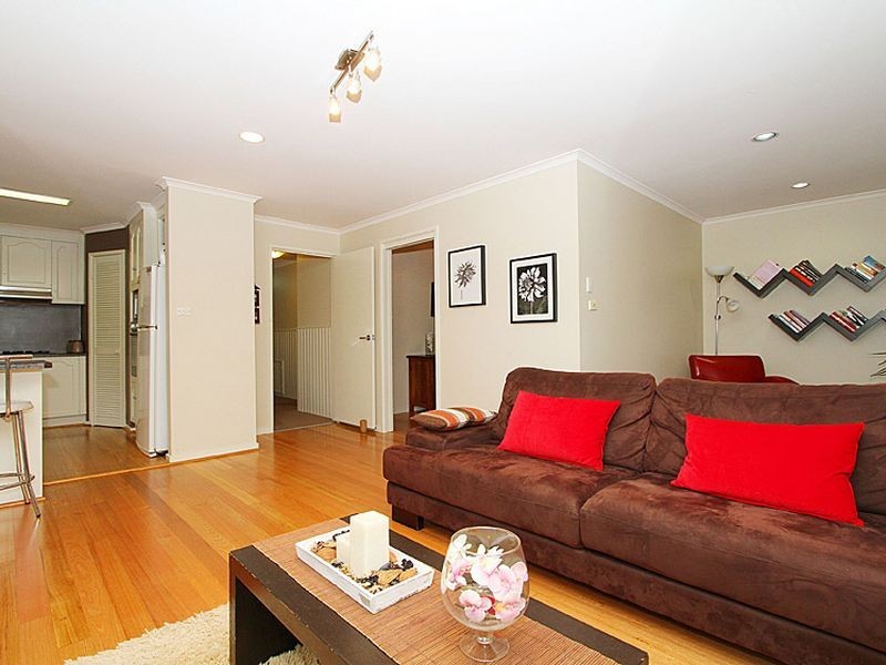 28 Punkerri Circuit, Greensborough VIC 3088