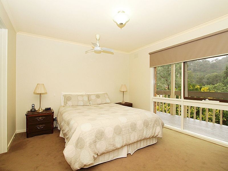 28 Punkerri Circuit, Greensborough VIC 3088