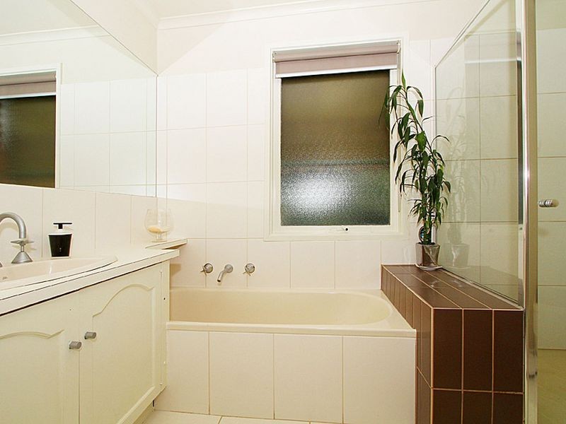 28 Punkerri Circuit, Greensborough VIC 3088