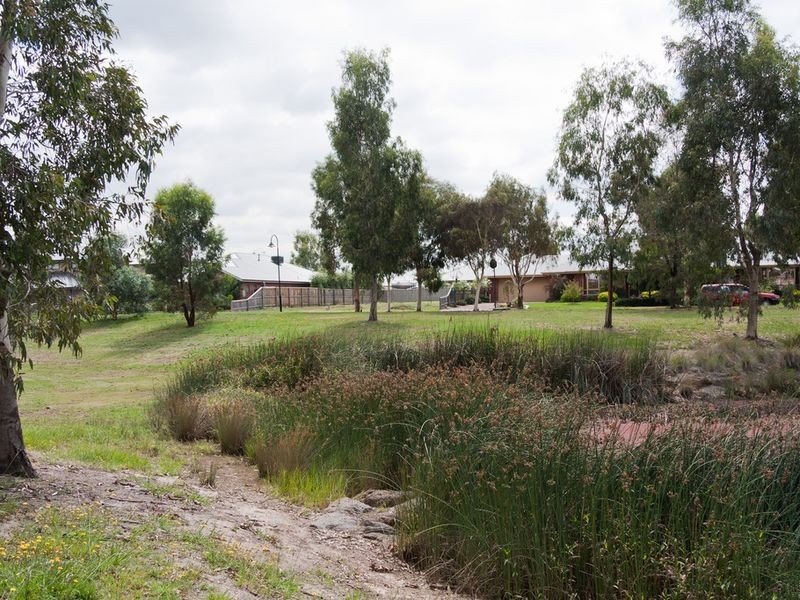 36 Sparrowhawk Road, Doreen VIC 3754