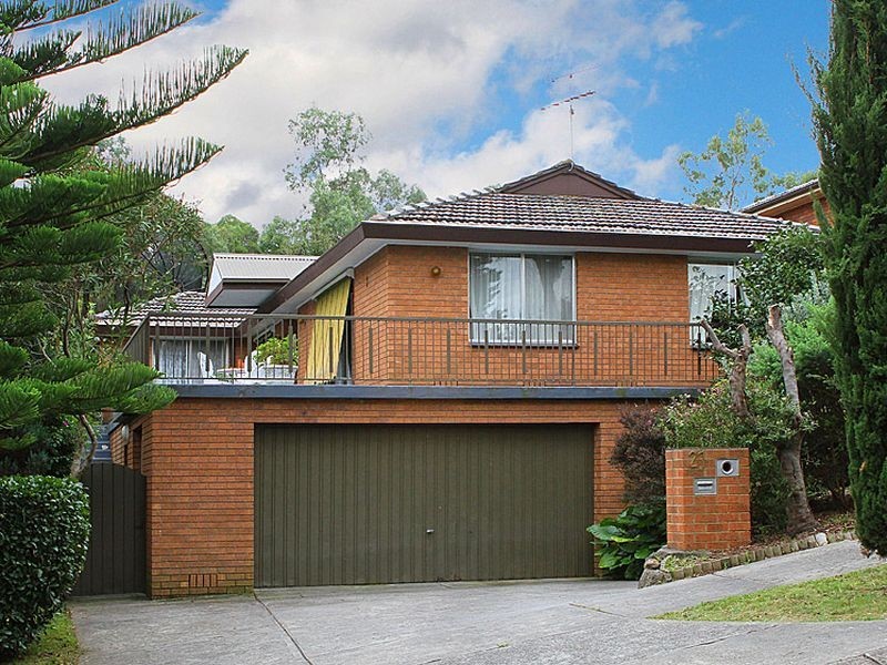 27 Carbora Dale, Greensborough VIC 3088
