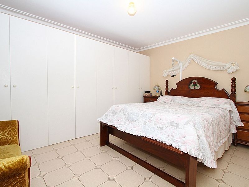 27 Carbora Dale, Greensborough VIC 3088