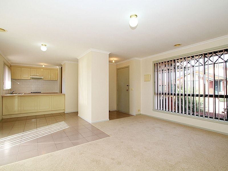 10/6 Campbell Street, Epping VIC 3076