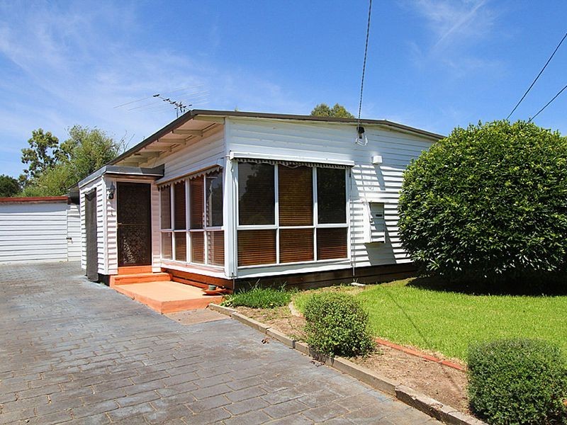 48 Ibbottson Street, Watsonia VIC 3087