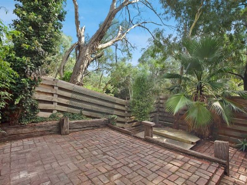 2/84 Diamond Creek Road, Greensborough VIC 3088