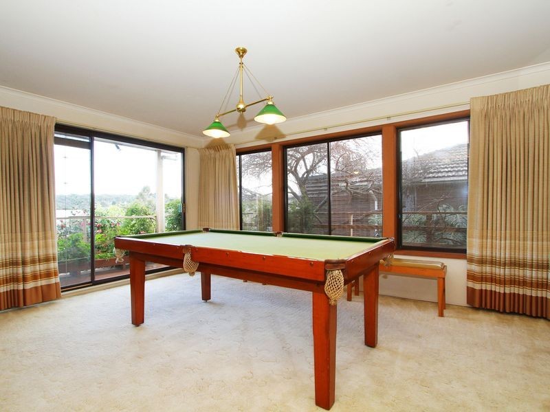 18 Warralong Avenue, Greensborough VIC 3088