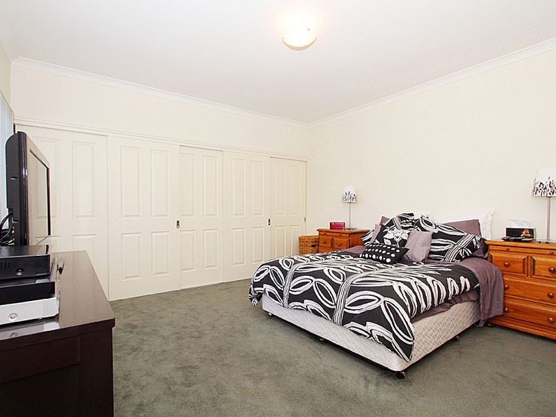 2/32 Vermont Parade, Greensborough VIC 3088