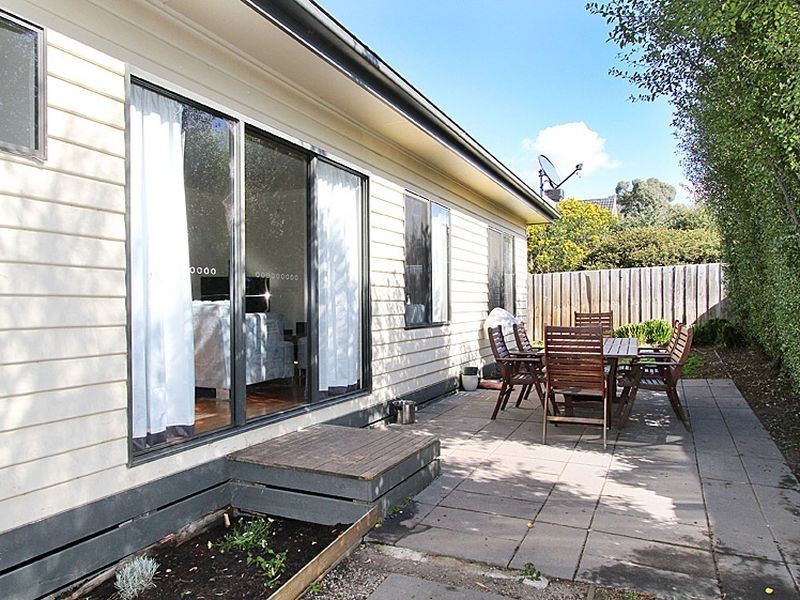 2/32 Vermont Parade, Greensborough VIC 3088