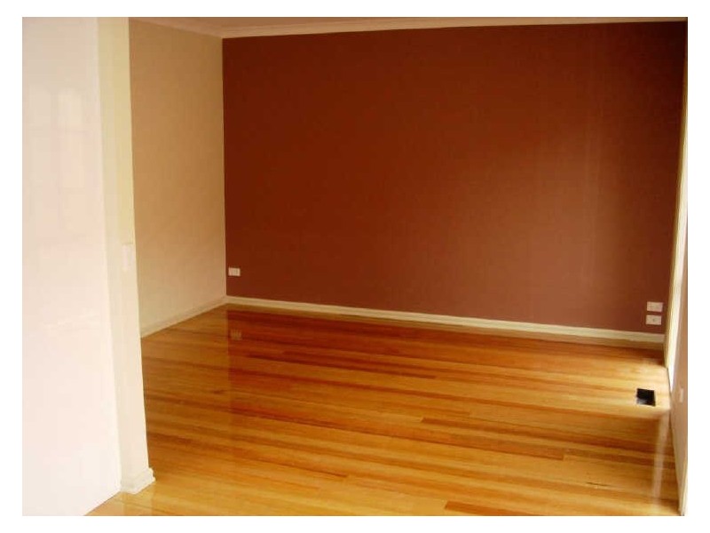 2/87 Nell Street, Greensborough VIC 3088