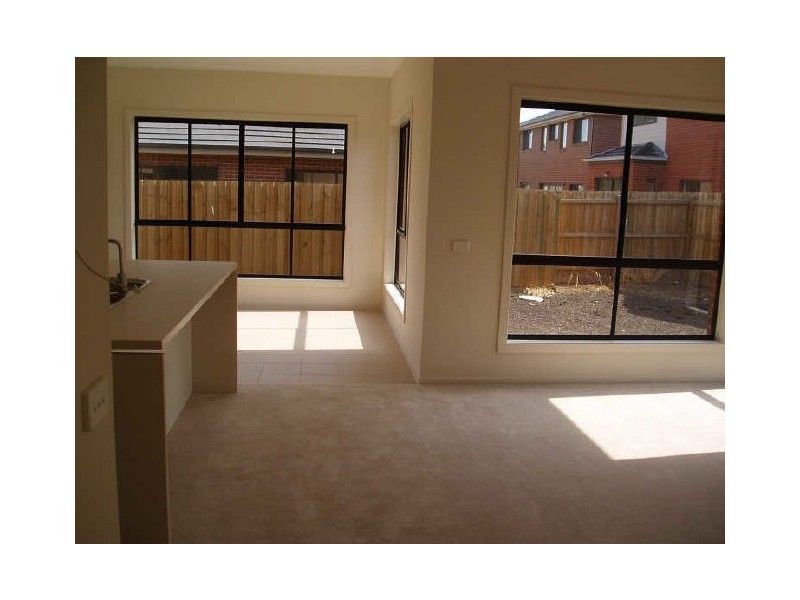 4 Minerva Rise, Epping VIC 3076