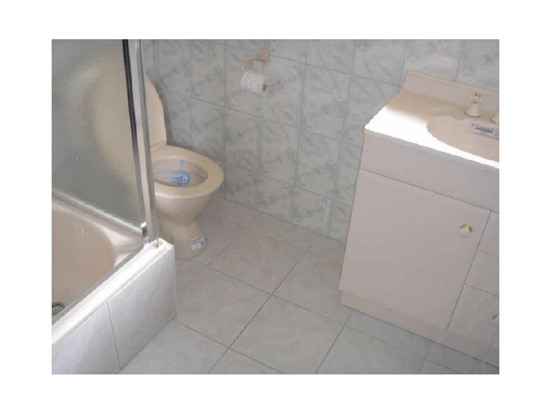 8 Shannon Crescent, Watsonia VIC 3087