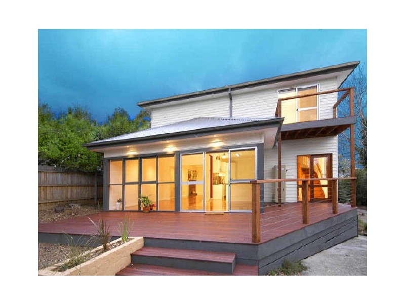 22 Howard Street, Greensborough VIC 3088