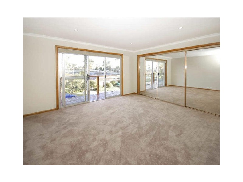 22 Howard Street, Greensborough VIC 3088