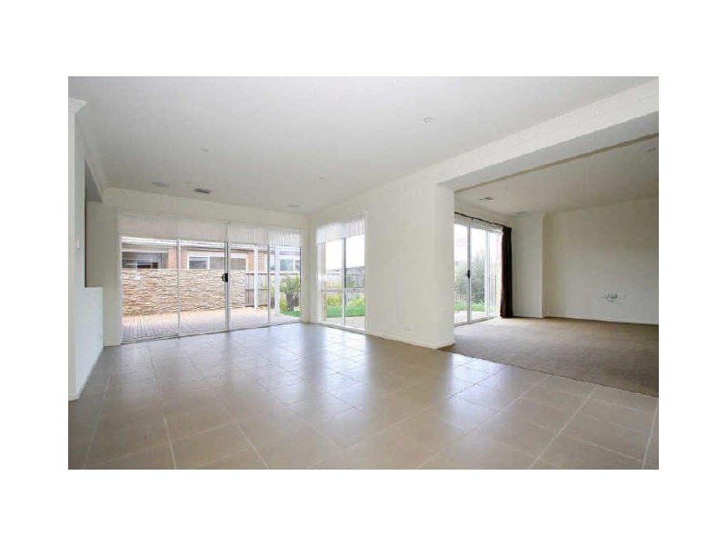 5 Emerdale Place, Craigieburn VIC 3064